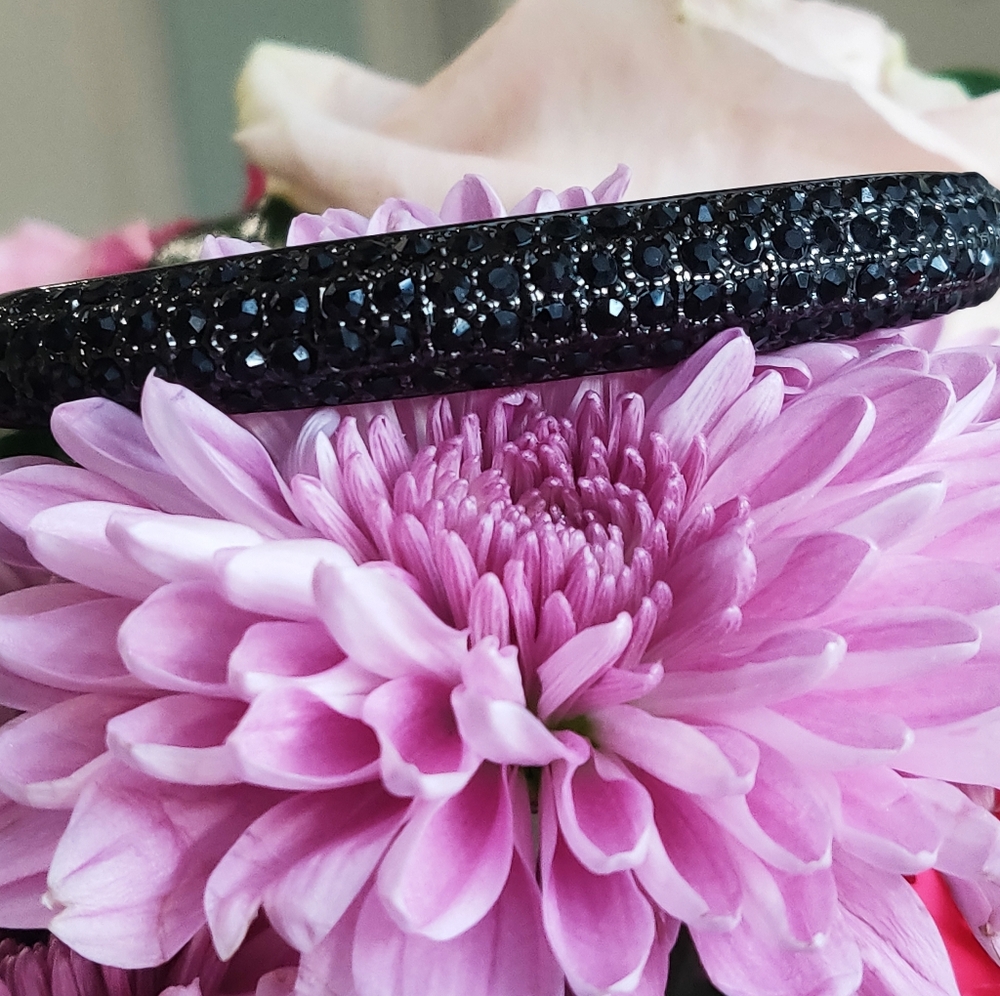 Openable black crystal bangle.